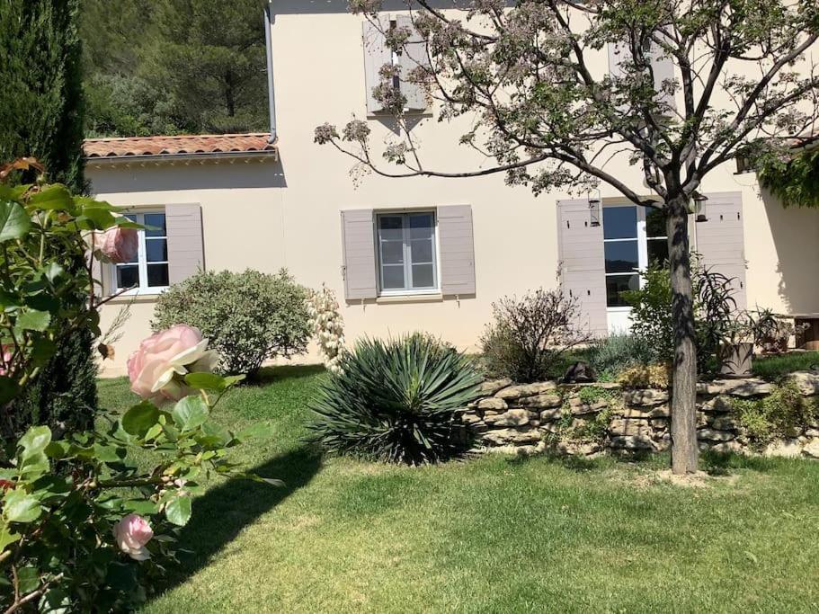 Perno Li Font Contemporaine Avec Piscine Villa Pernes-les-Fontaines